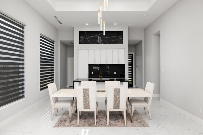 Photo - 5509 Columbia Ave