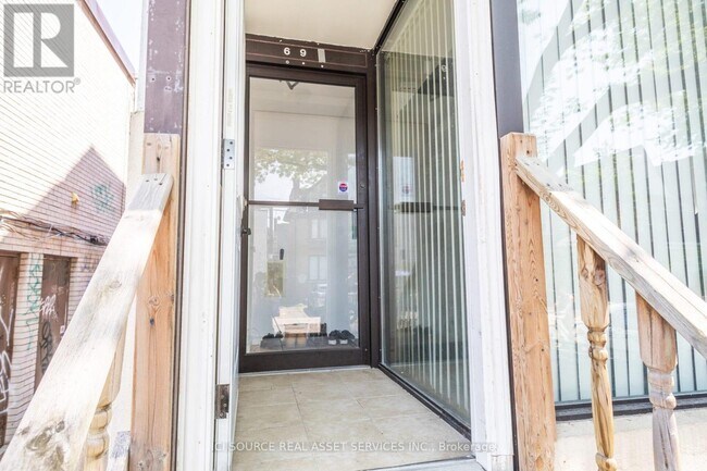 Photo - 693 Euclid Ave