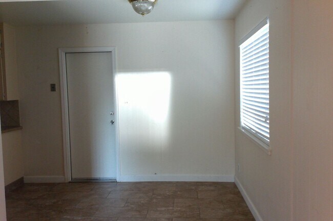 Photo - Lovely 3 Bedroom 1.5 Bath in Clovis