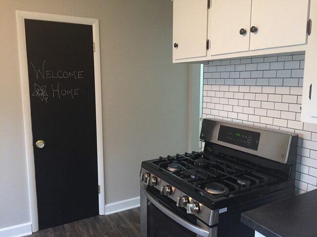 Building Photo - 7741 W Lincoln Ave Unit 7741 Rental