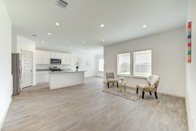 Photo - 1806 Laguna Wy