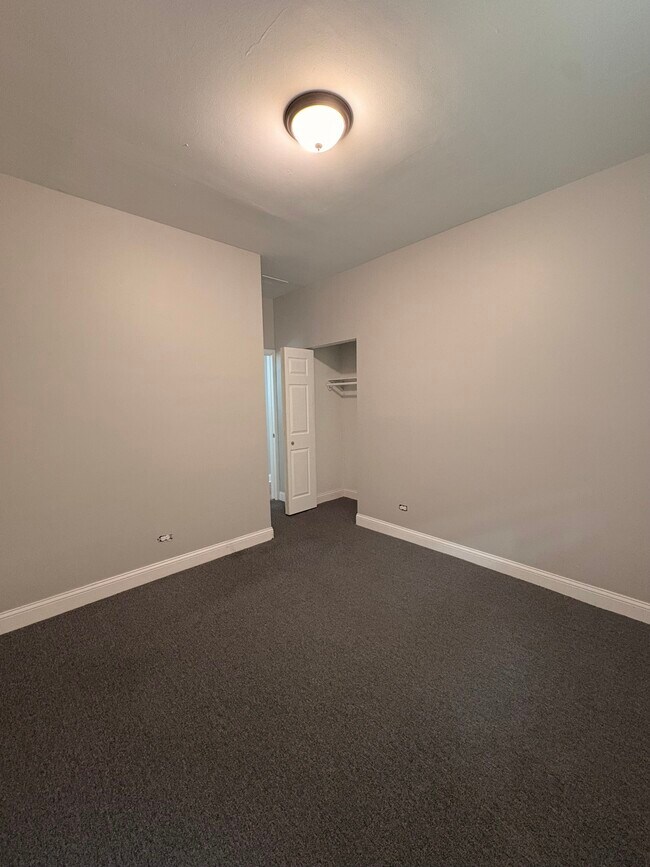 Photo - 1400 S Karlov Ave Unit 1