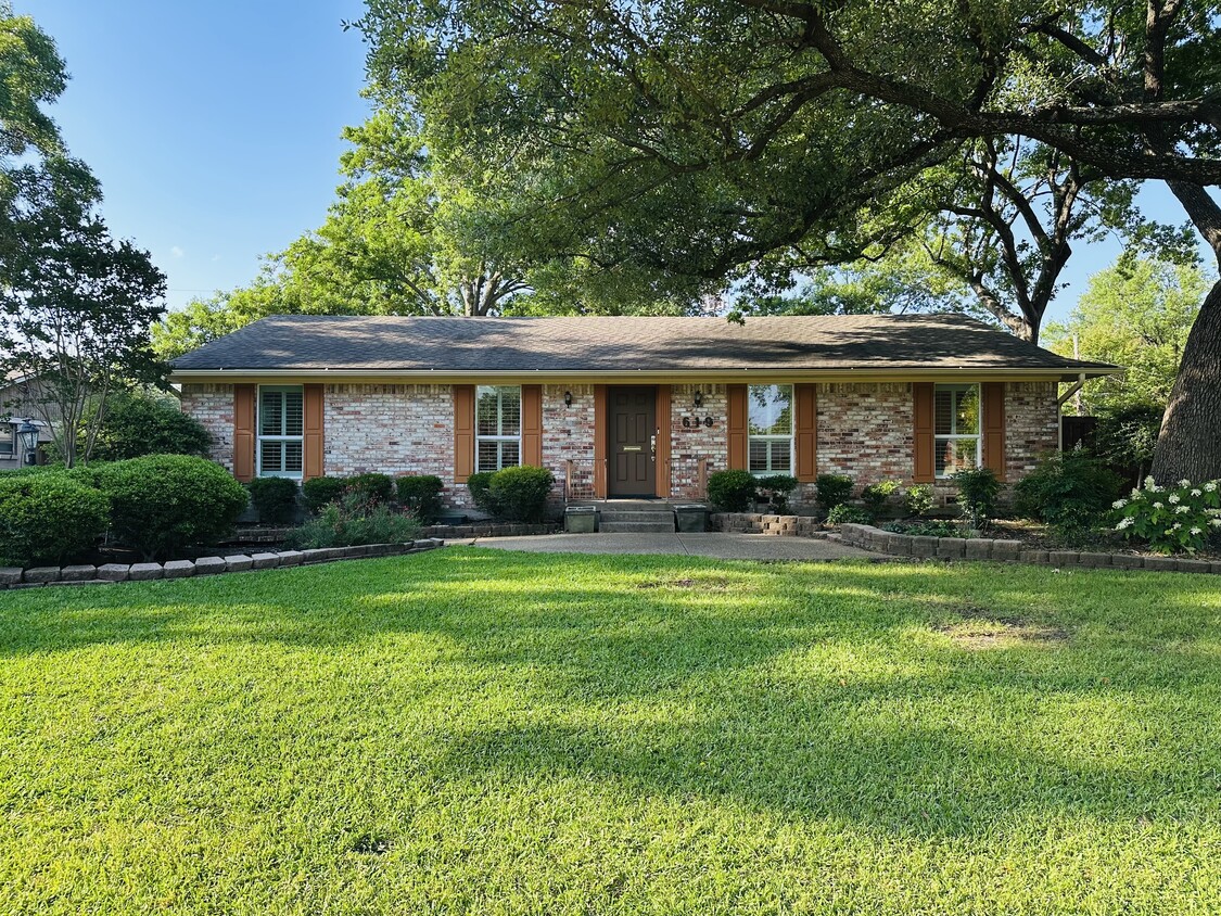 Photo - 619 Twilight Trl (Richardson, TX)