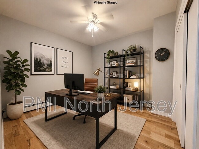 Building Photo - 224 MacArthur Ave Unit B