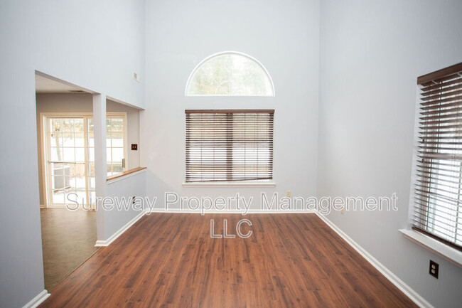 Photo - 51 Meadow Ct Townhome