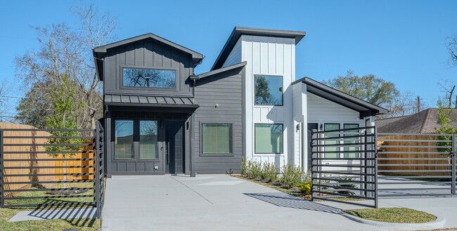 Photo - 5029 Van Fleet St