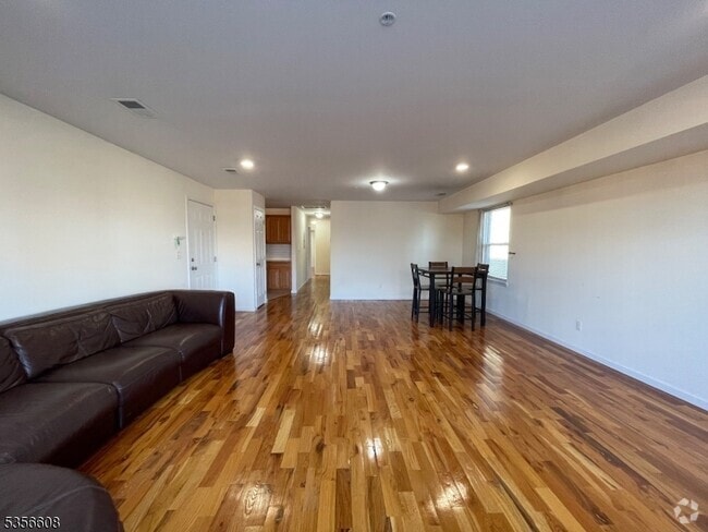 Building Photo - 283 Morris Ave Rental