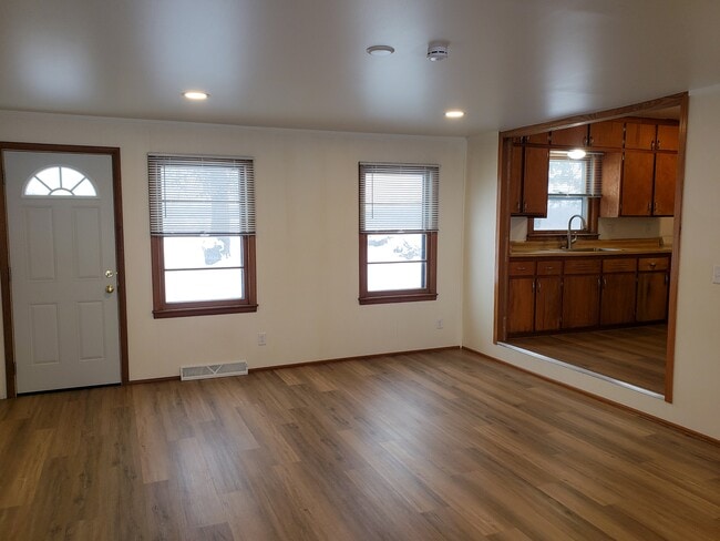 Photo - 2980 Hope Rd