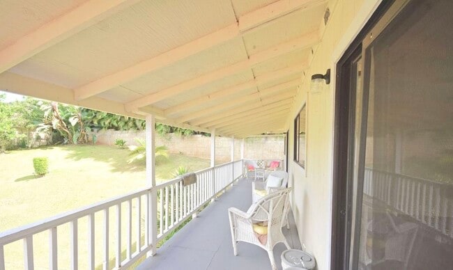 Building Photo - 44 -124 Ikeanani Dr Unit A - Upstairs Rental