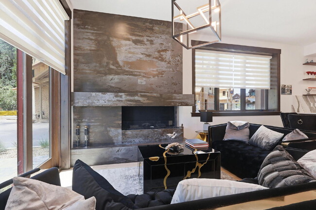 Photo - Luxury Lakefront Complex on Beach Club