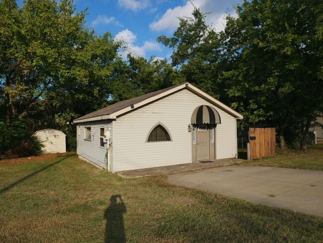 Building Photo - Charming 1 Bed 1 Bath House in Fort Smith