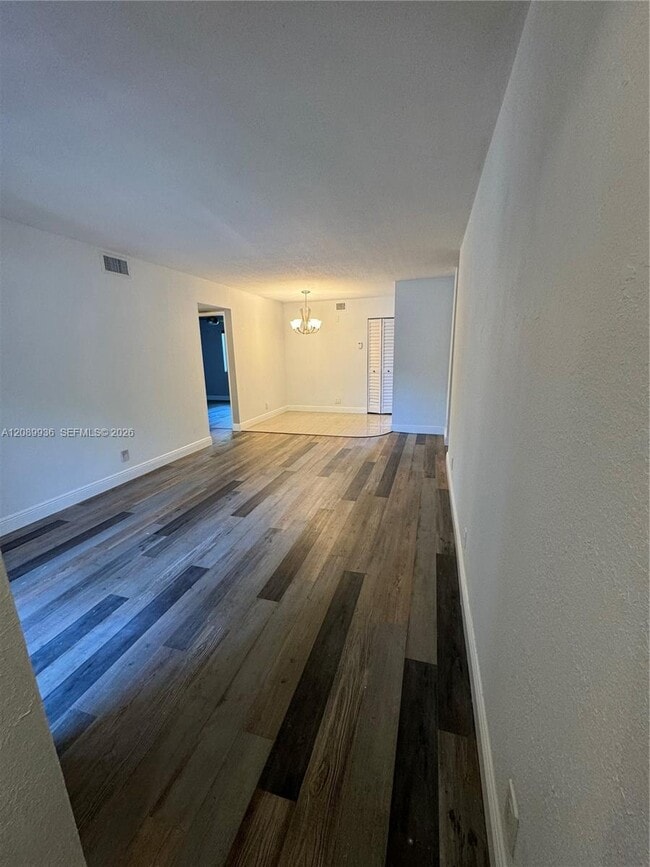 Building Photo - 103 Gardens Dr Unit 103