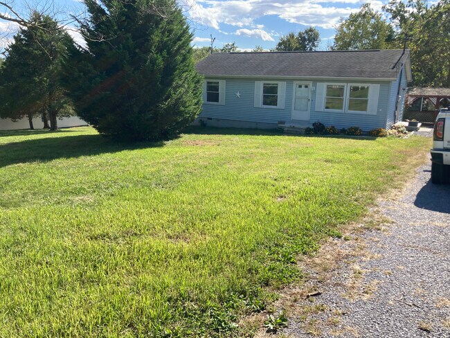 Photo - 168 Spur Rd House