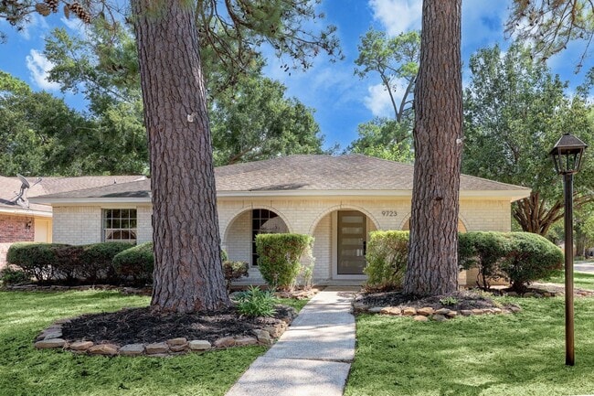 Building Photo - 9723 Galston Ln