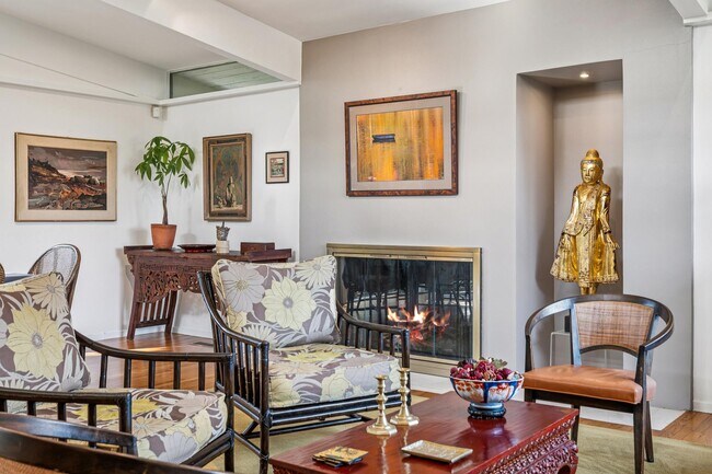 Photo - 664 Woodmont Ave