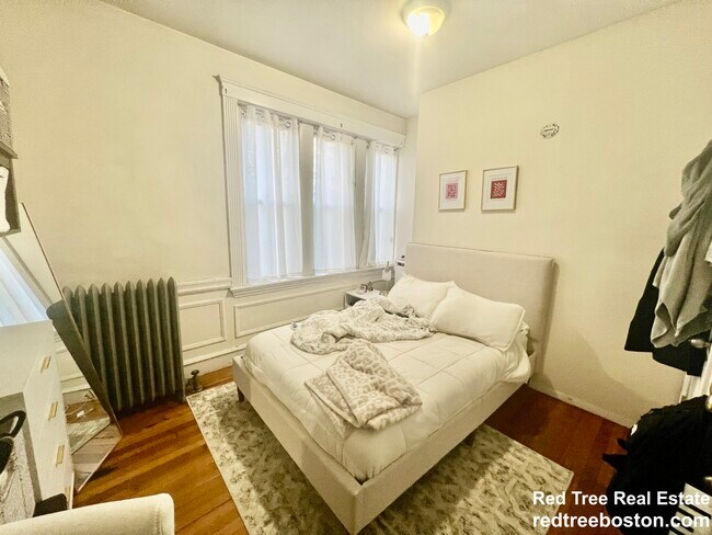 Photo - 316 Saint Paul St Unit 1