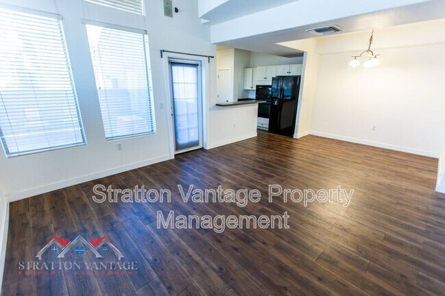 Photo - 1445 E Broadway Rd Unit 113