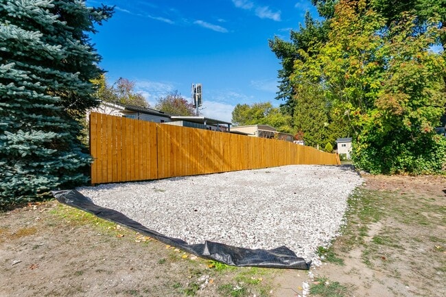 Photo - 430 Birch St Unit 3
