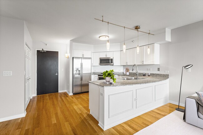 Photo - 807 Davis St Unit 1308