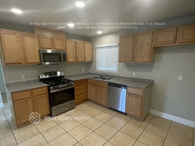 Photo - 2800 Northview Dr