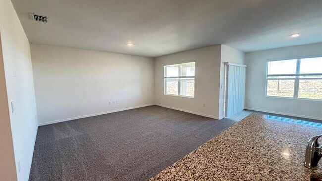 Photo - 914 Princess Sabal Pt