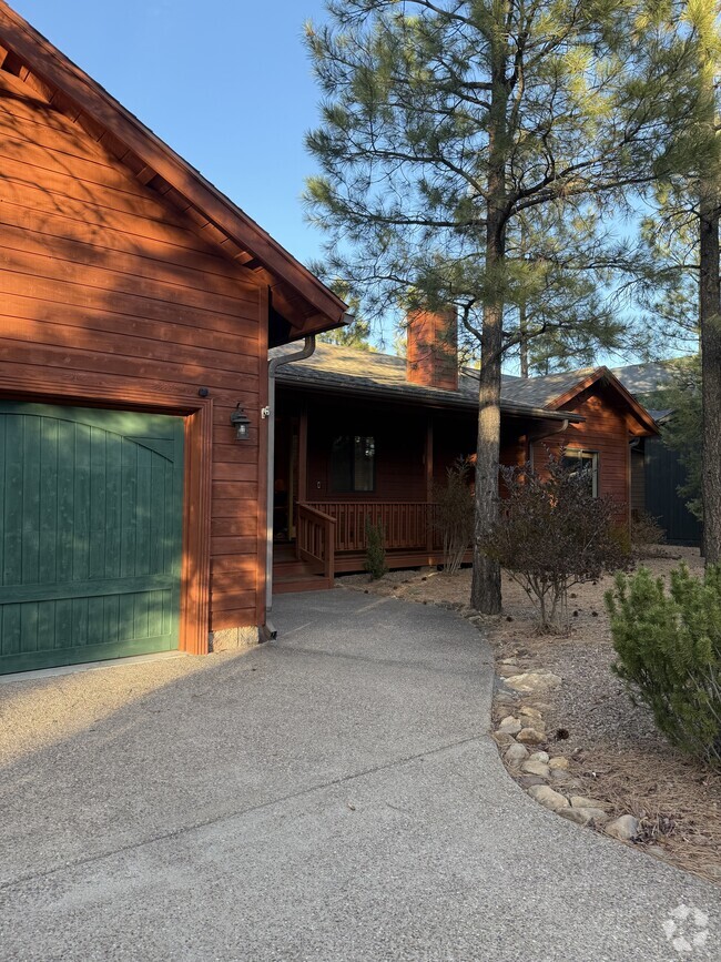 Building Photo - 5092 Mountain Gate Cir Rental