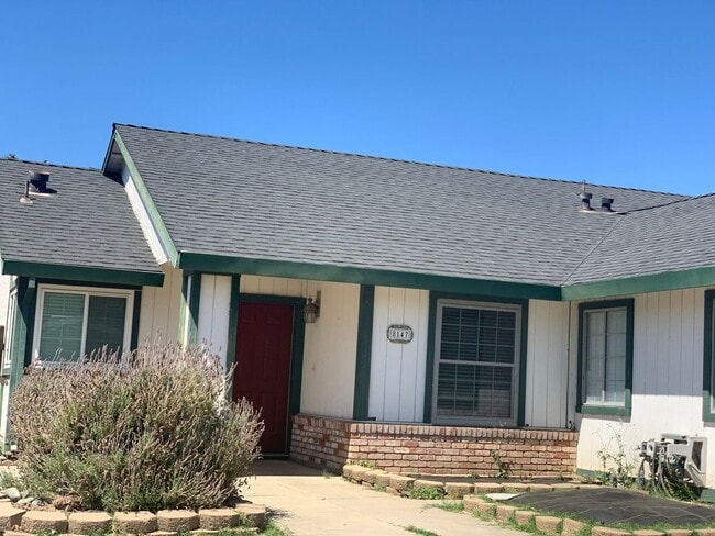 Photo - Charming 2 Bedroom + Office Home for Rent in Sacramento