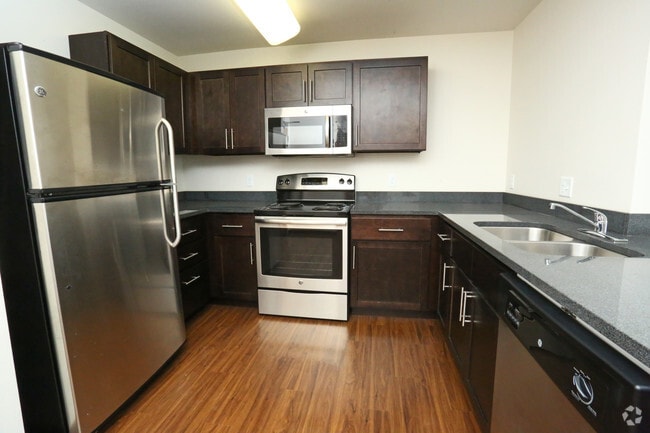Madison Heights Apartments