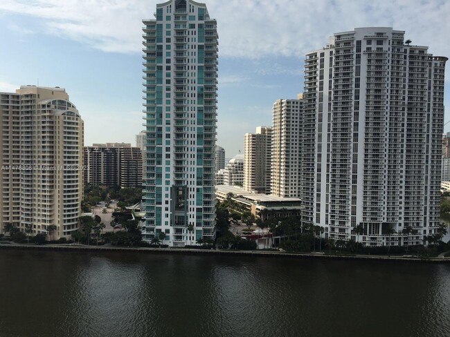 Photo - 325 S Biscayne Blvd Condominio Unidad 1919