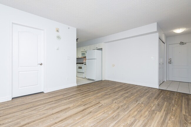 Photo - Grand Central Manor