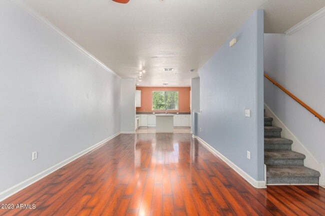 Photo - Amazing Townhome in Gated Community! Unidad 1098