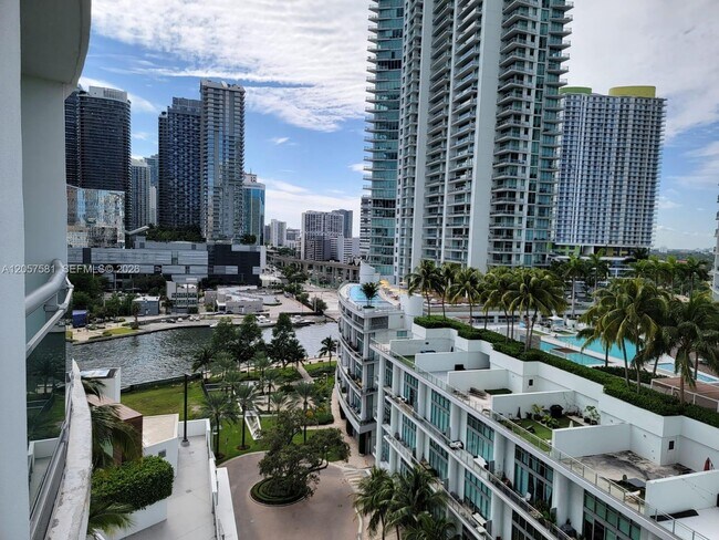Building Photo - 350 S Miami Ave Unit 1515