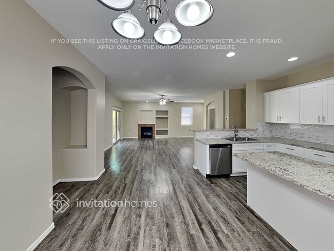 Photo - 12552 W Estero Ln