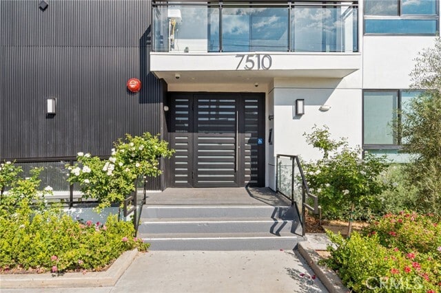 Photo - 7510 Sepulveda Blvd