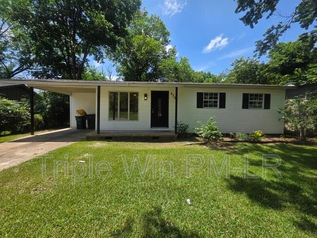 Building Photo - 8700 Winston Dr