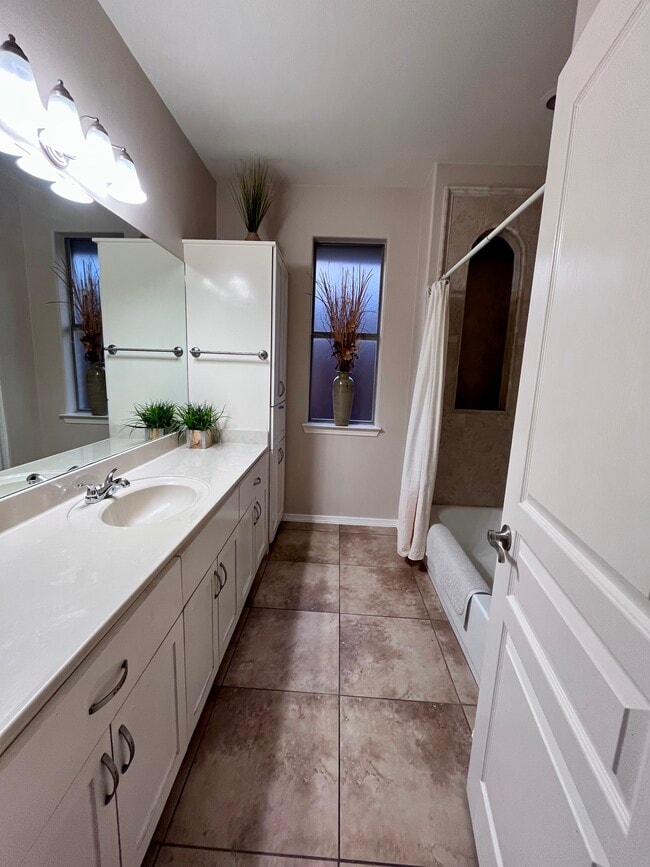 Bathroom - 2418 Norma Dr