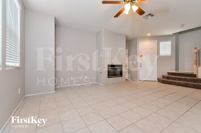 452 Redruth Dr