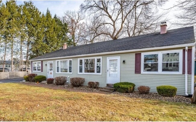 Photo - 11 Hope Farms Dr