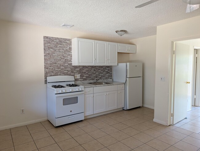 Photo - 7002 Linda Vista Rd Unidad 2