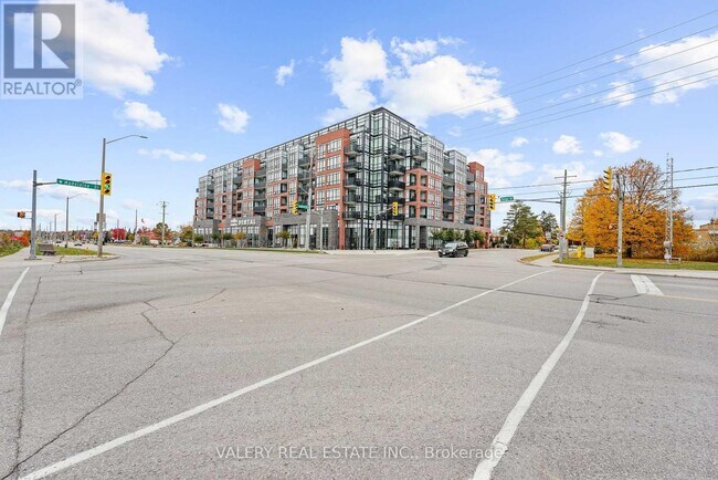 Photo - 681 Yonge St Unit 227