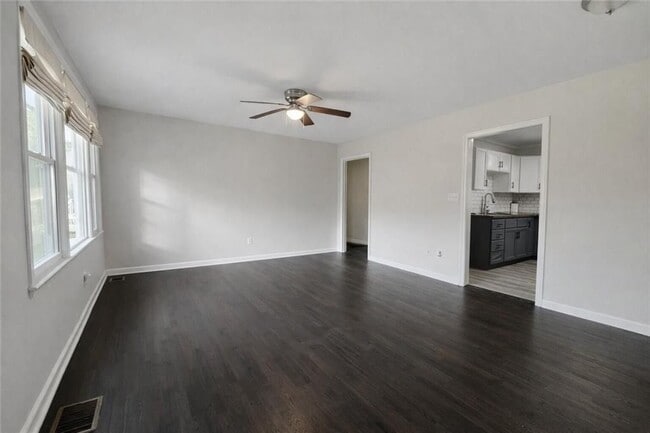 Photo - 610 Wilshire Ave