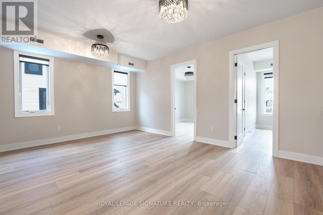 Photo - 5 Mill St N Unit #2