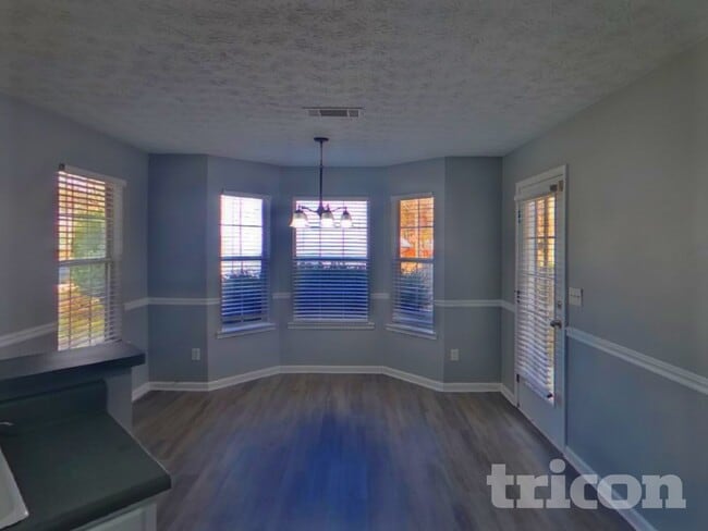 Photo - 210 Pebble Creek Dr