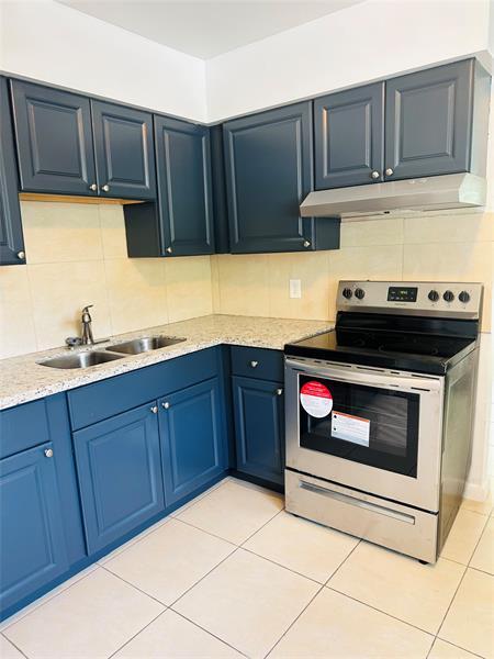 Photo - 2216 Wilson St Unit 1