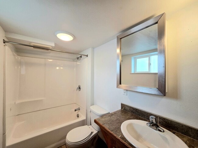 Photo - 1121 Monitor Ave Unidad #1/2 - Downstairs