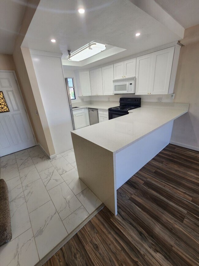 Photo - DECKER Town Home