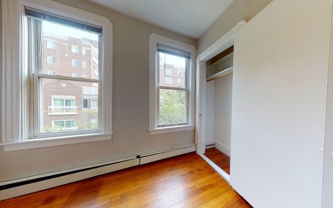 Photo - 558 Green St Unit 3PH