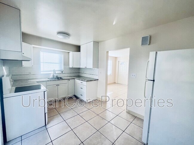 Photo - 105 7th Ave N Unidad #1