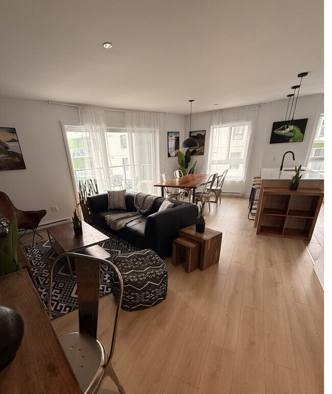 Photo - 2905 Rue du Grand Voyer Unité SI ID1519875P