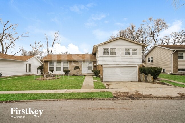 Building Photo - 17621 Grandview Dr